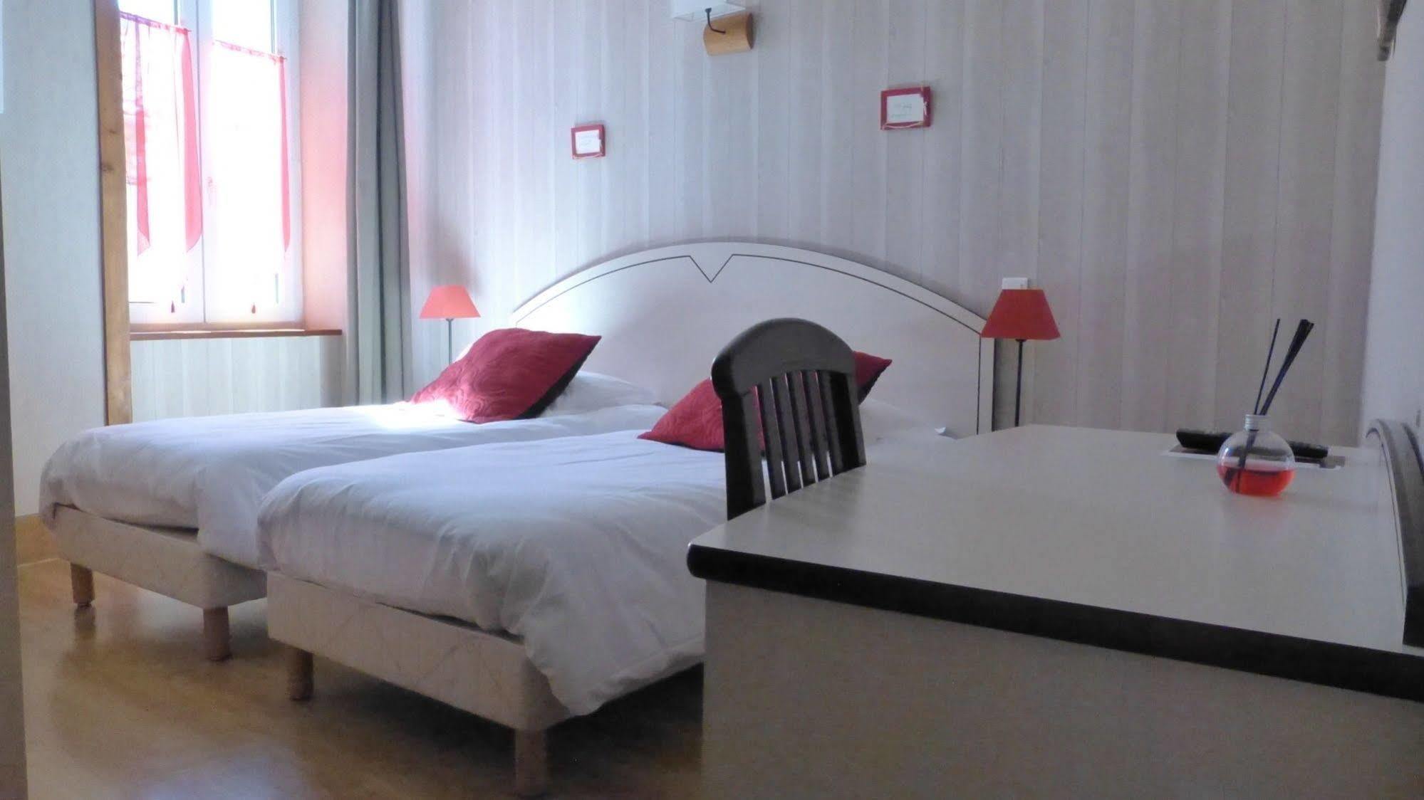 Hotel Des Alpes Die Luaran gambar