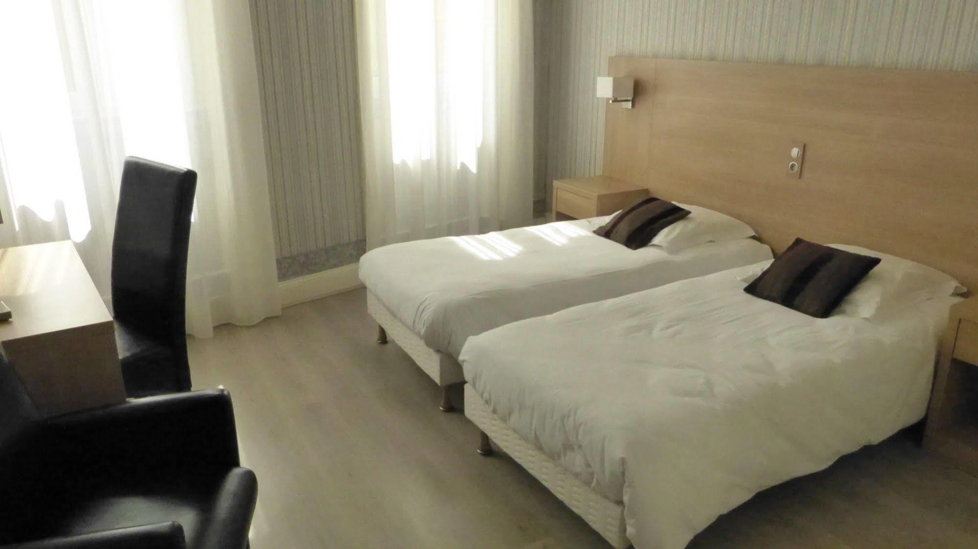 Hotel Des Alpes Die Luaran gambar